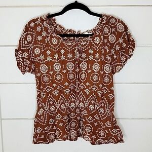 E & M large brown & white cotton eyelet peplum top